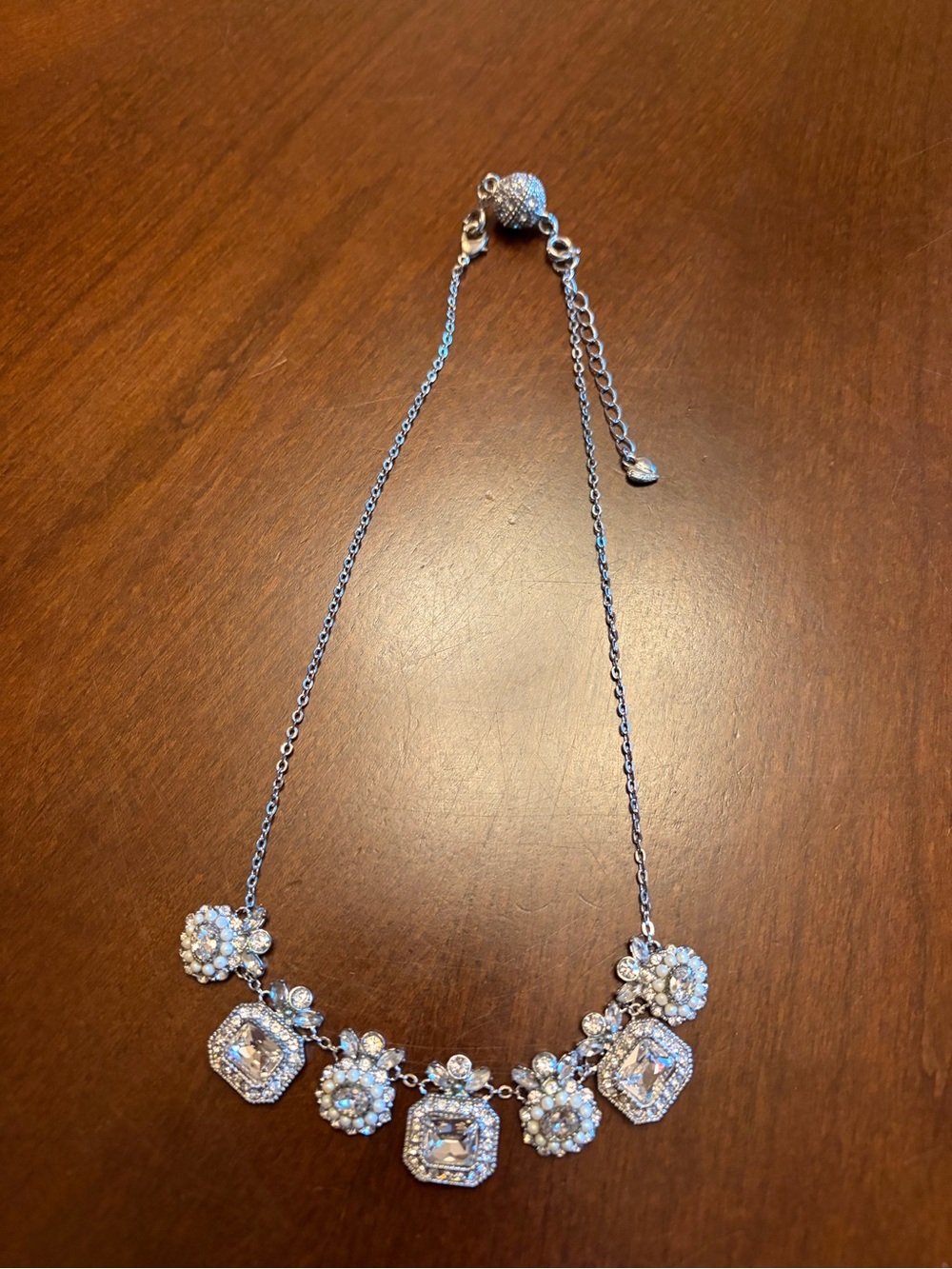 Vtg Carolee Silver Tone Square Crystal Statement Necklace with Small Faux Pearls